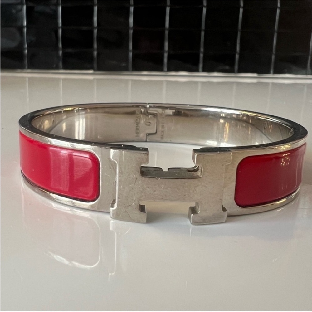 PRELOVED 100% Authentic Red Hermes Clic H Bracelet . Used A Few Times . PM Size